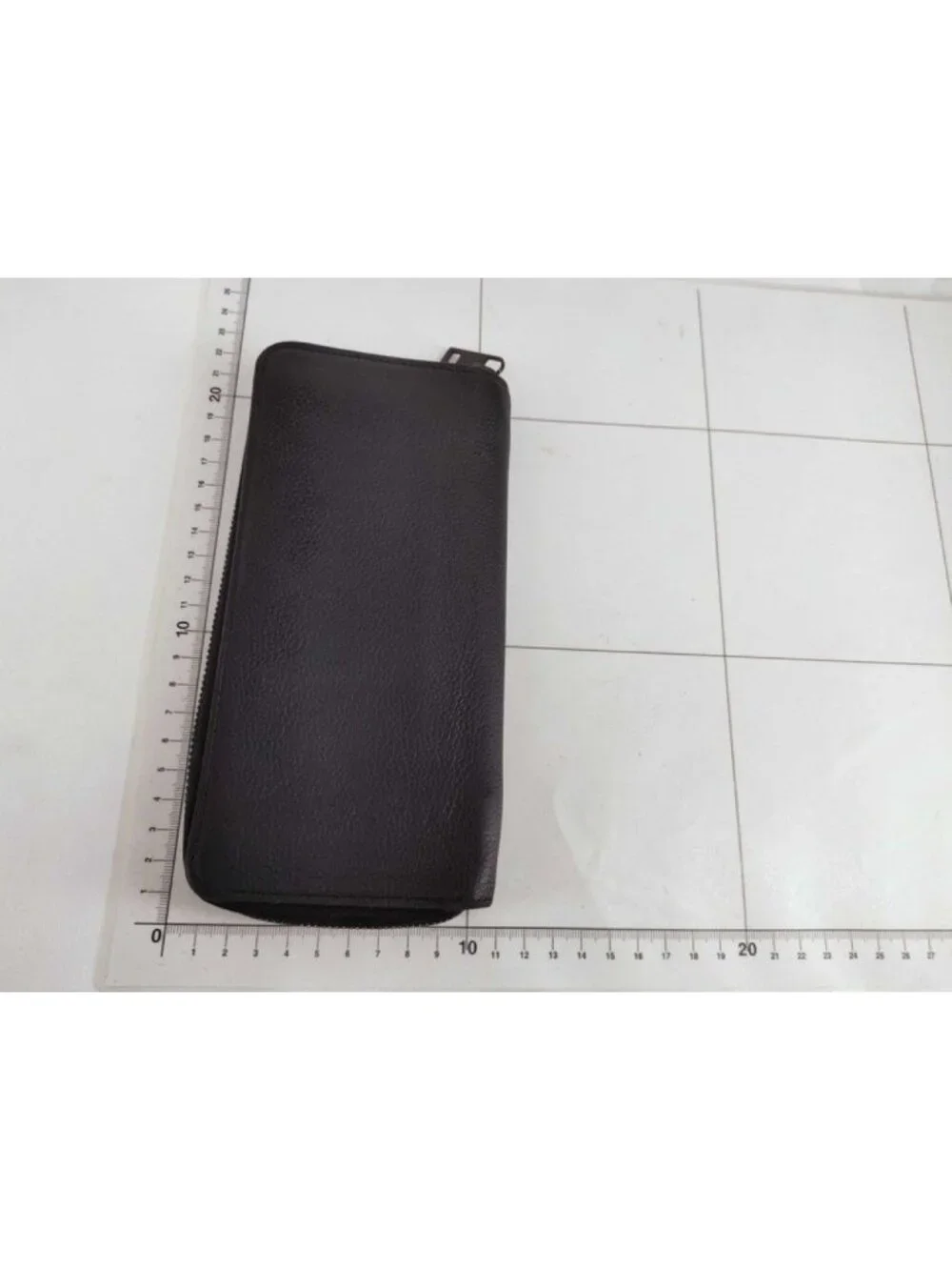 Louis Vuitton Wallet Aerogram Zippy Vertical Black Leather Zip Around Silver